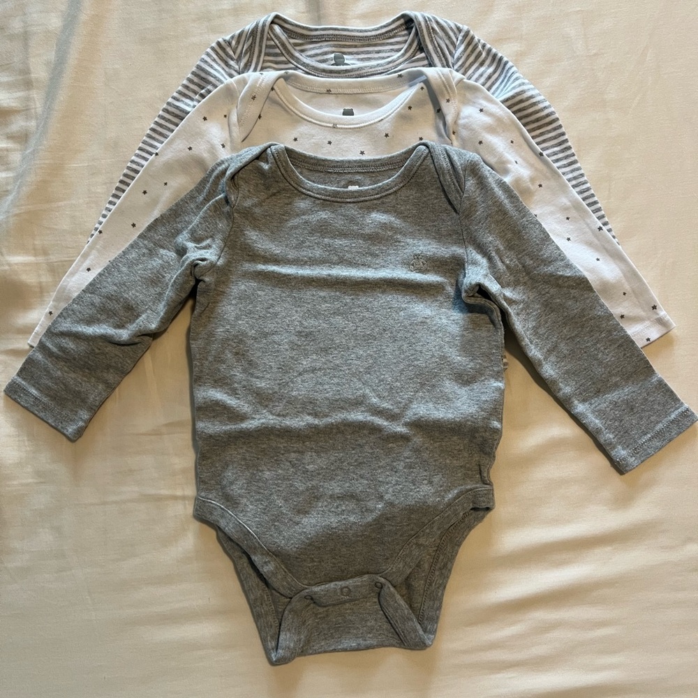 Baby gap long sleeve onesies